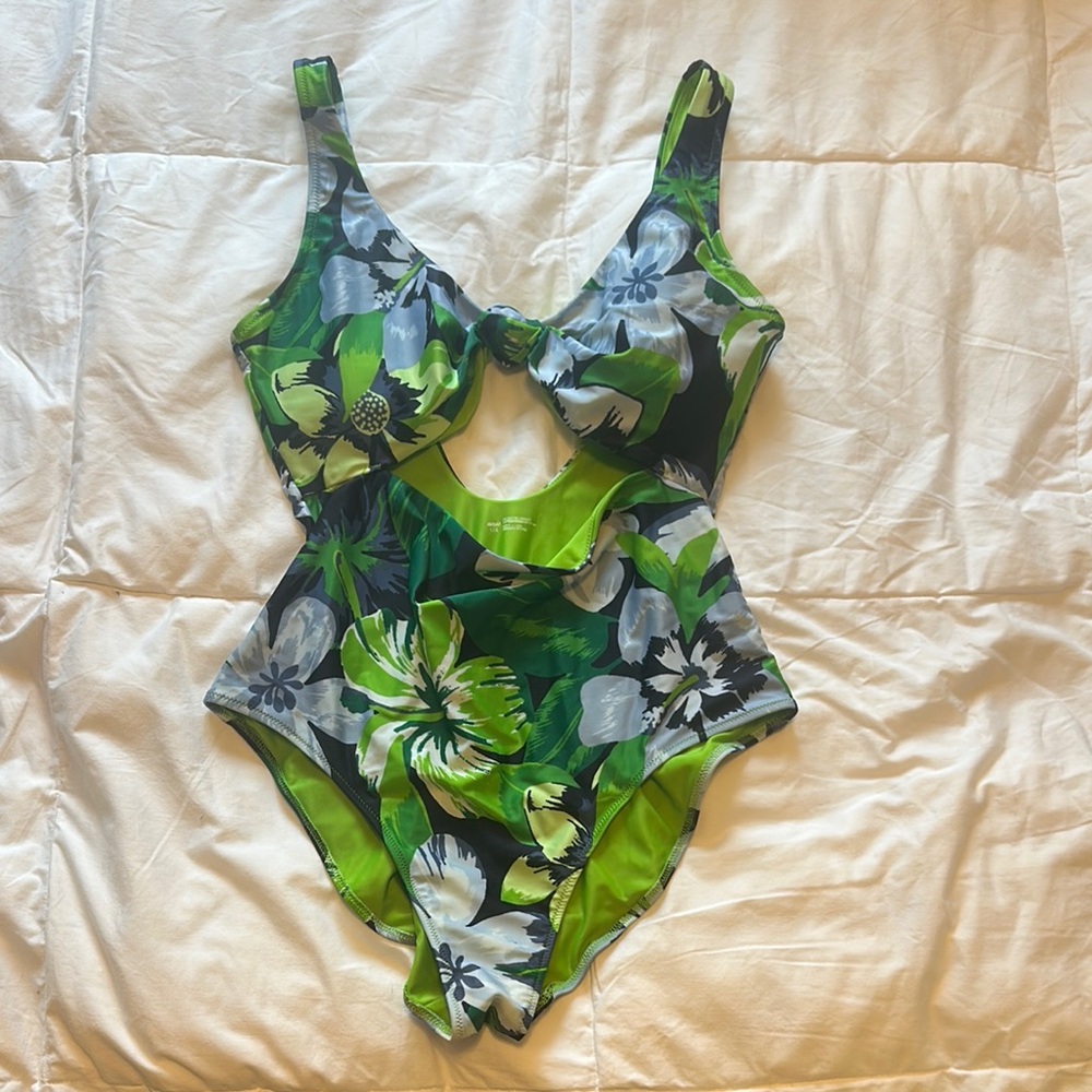 ☀️🌴 Aerie Swimsuit 🌴☀️